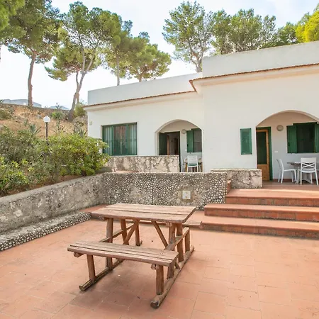 Centro Vacanze Piccolo Friuli Lägenhetshotell 3*